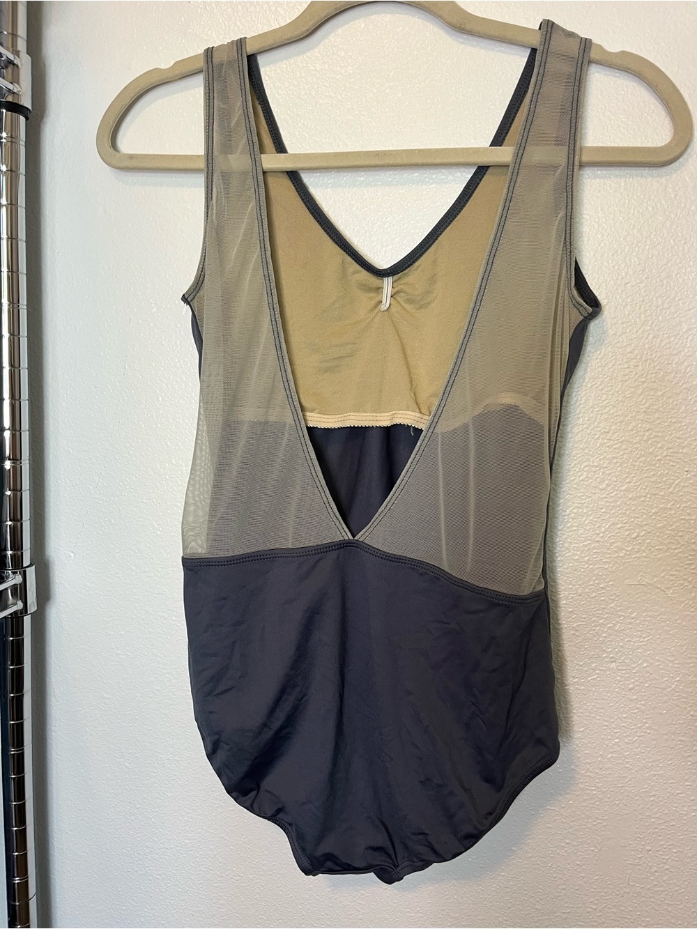 Suffolk Leotard Size Large - Picture 2 of 4